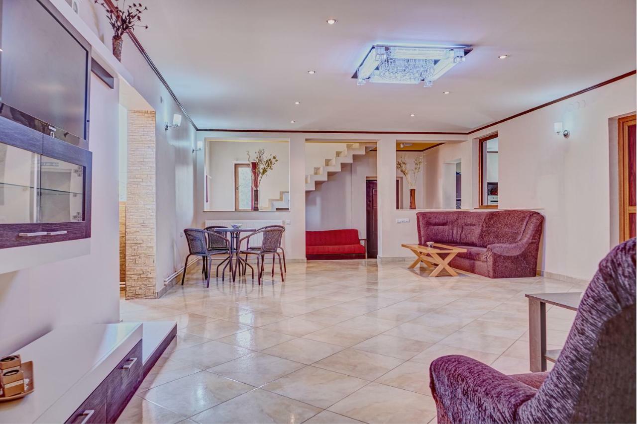 Vila Magica Констанца Екстериор снимка